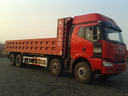 CA3310P66K2L7T4E4平头柴油自卸汽车燃油公告图片2