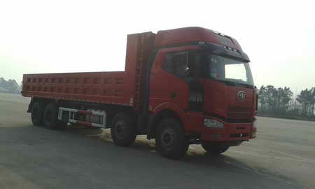 CA3310P66K2L7T4E4平头柴油自卸汽车燃油公告图片2
