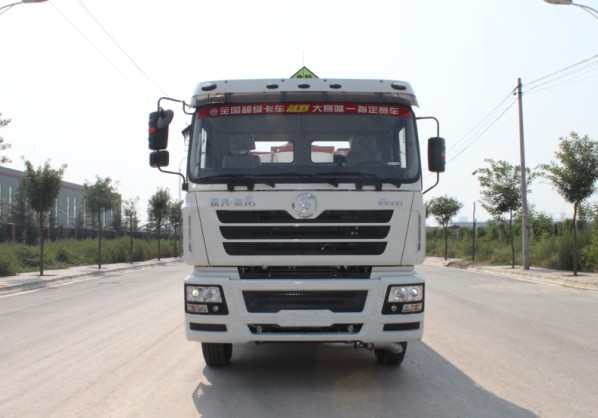 XSJ5253GYY运油车燃油公告图片1