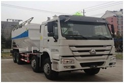 NJT5310THL现场混装粒状铵油炸药车燃油公告图片2