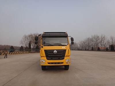 QDZ5310ZDJZA46压缩式对接垃圾车燃油公告图片1