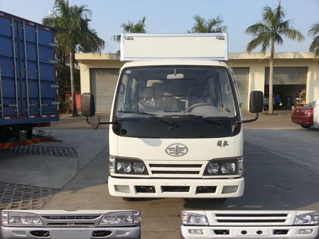 CA5042XXYK26L3E4-1厢式运输车燃油公告图片1
