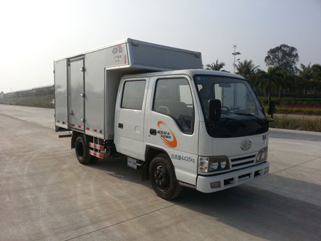 CA5042XXYK17E4-1厢式运输车燃油公告图片2