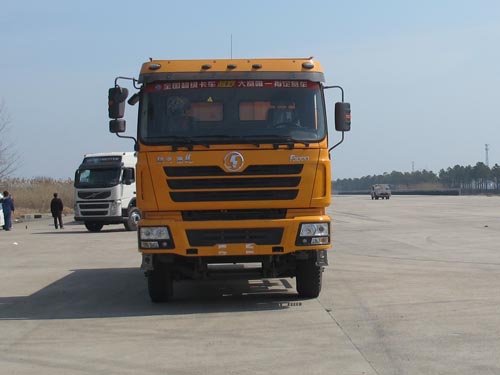 SX3256DR404自卸汽车燃油公告图片1