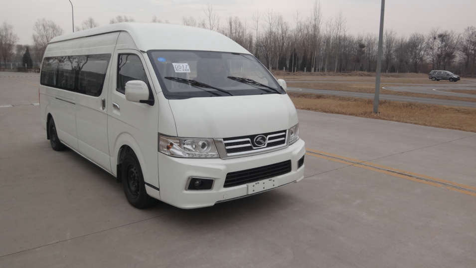 XMQ6600AEG4D轻型客车燃油公告图片2