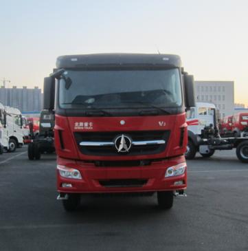 ND33102D43J7自卸车燃油公告图片1