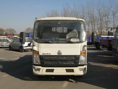 ZZ1107G381CD1载货汽车燃油公告图片1