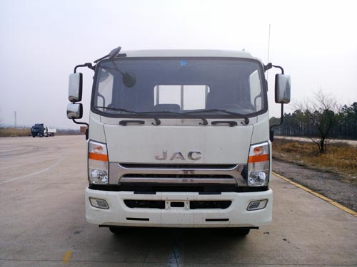 HFC1131P70K1D4载货汽车燃油公告图片1