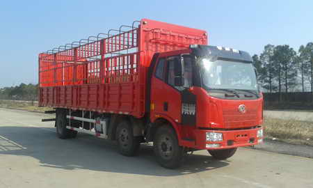 CA5250CCYP62K1L8T3E4仓栅式运输车燃油公告图片2