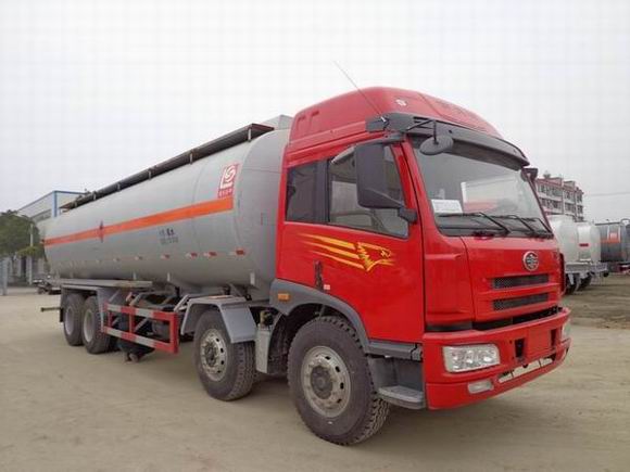 SLS5313GJYC4Q加油车燃油公告图片2