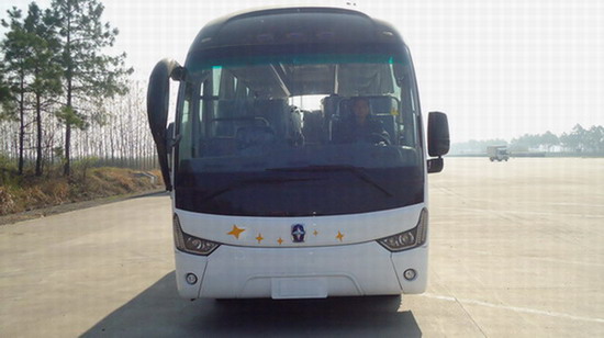 YBL6758H1QJ客车燃油公告图片1