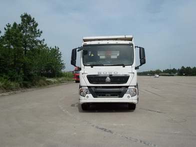 ZZ3317N306GD1自卸汽车燃油公告图片1