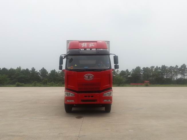 QYK5310XLC1冷藏车燃油公告图片1