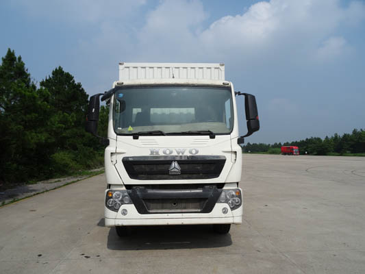 ZZ5127XXYH561GD1厢式运输车燃油公告图片1