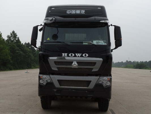 ZZ5317CCYN466MD1B仓栅式运输车燃油公告图片1
