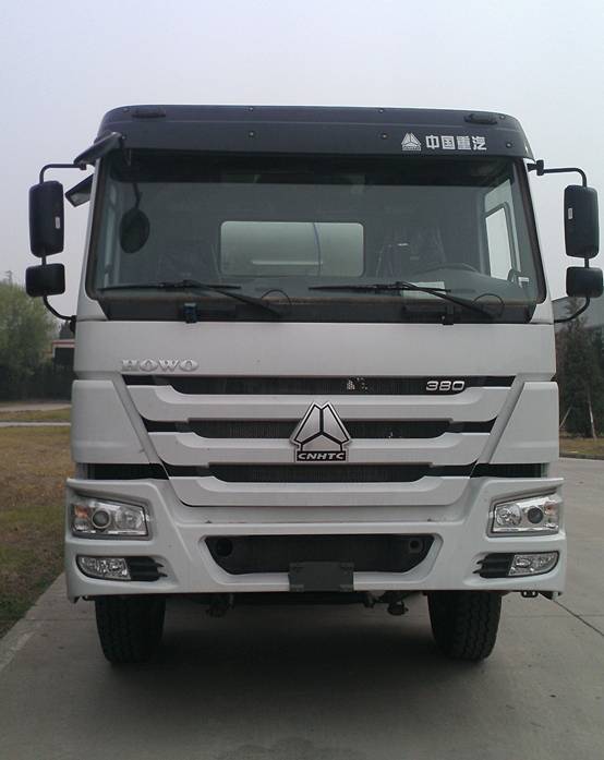 SDX5311GJBHO混凝土搅拌运输车燃油公告图片1