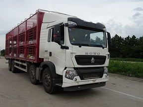 ZZ5317CCQN466GD1畜禽运输车燃油公告图片2
