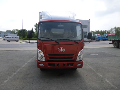 CA5043XXYPK45L2R5E1-1厢式运输车燃油公告图片1