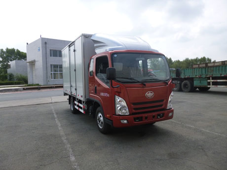 CA5043XXYPK45L2R5E1-1厢式运输车燃油公告图片2