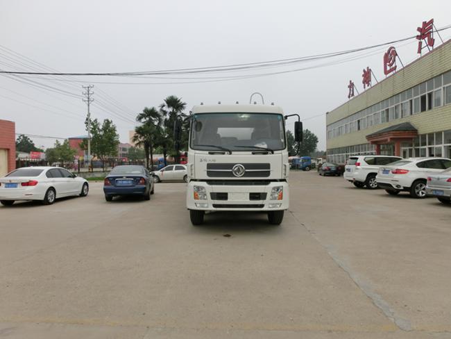 SLS5253GRYD4易燃液体罐式运输车燃油公告图片1