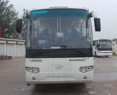 KLQ6109QE4客车燃油公告图片1