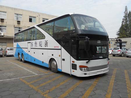 HFF6141K07D1E4特大型豪华客车燃油公告图片2