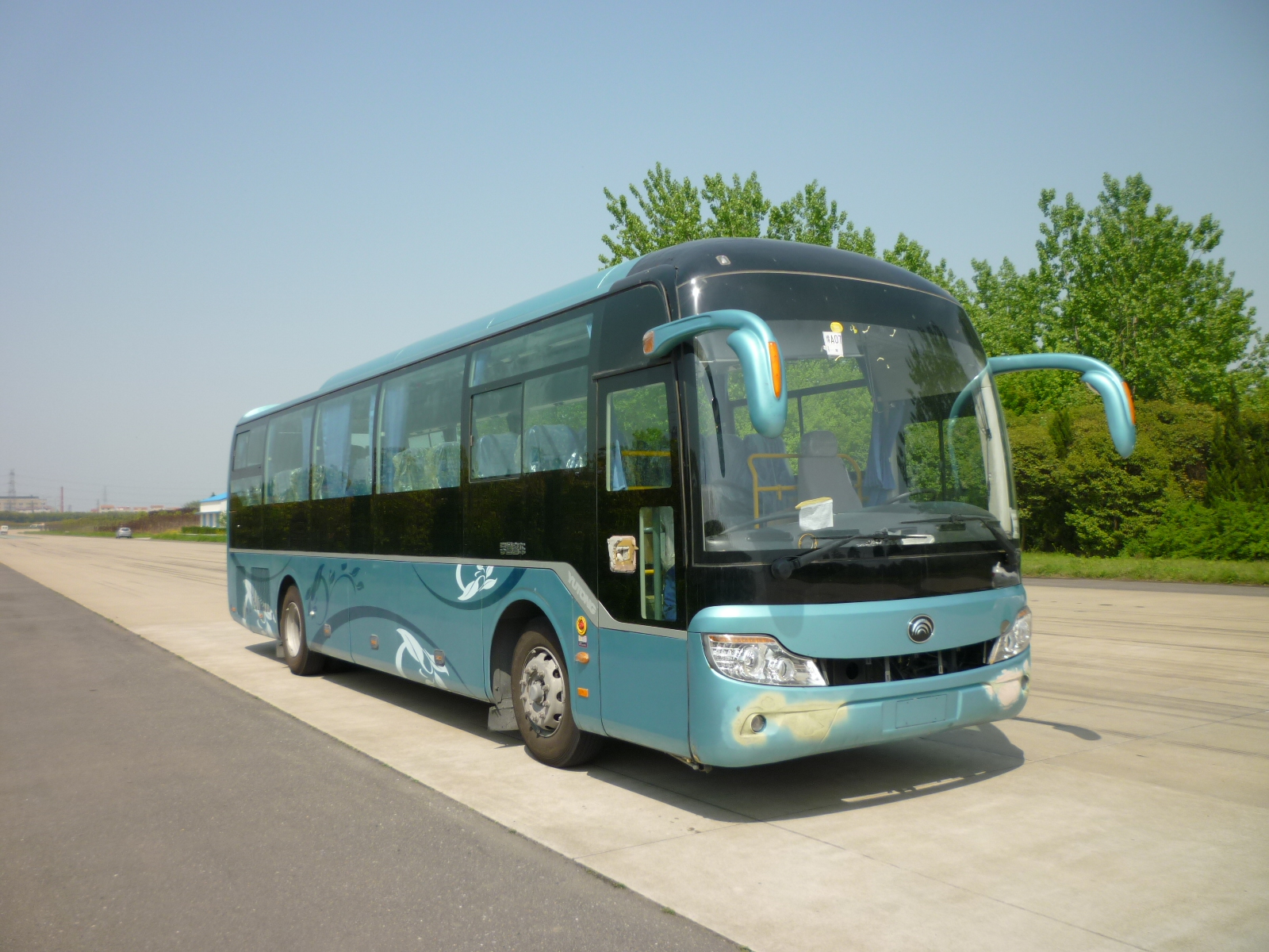 ZK6116HB9客车燃油公告图片2