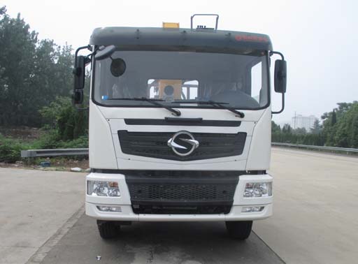 EQ5251JSQZM随车起重运输车燃油公告图片1