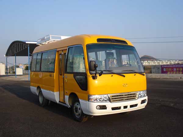 YM6570客车燃油公告图片2