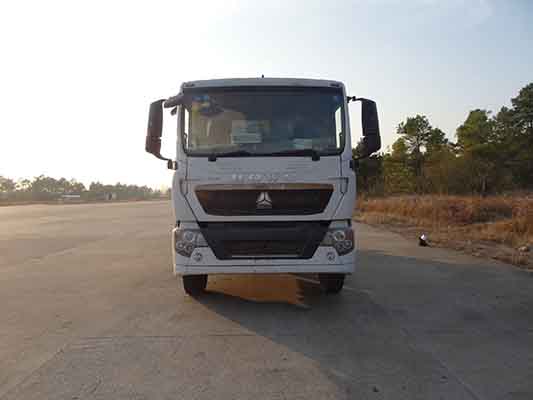 ZZ3257N384GE1自卸汽车燃油公告图片1