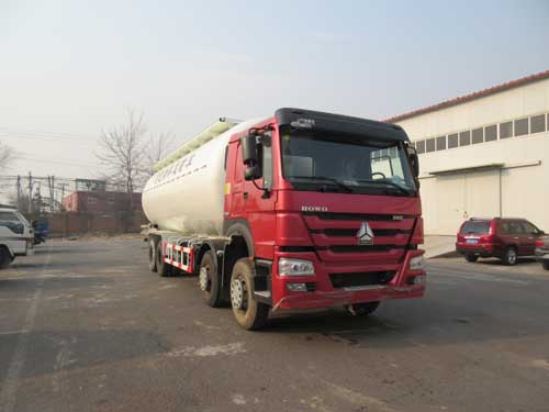 LZQ5310GFLC低密度粉粒物料运输车燃油公告图片2