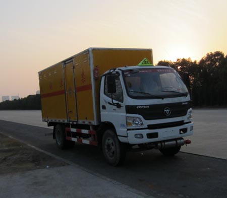 CLW5129XQYB4爆破器材运输车燃油公告图片2