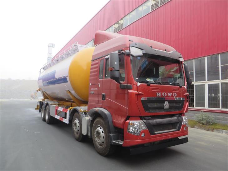 PC5317GFL低密度粉粒物料运输车燃油公告图片2