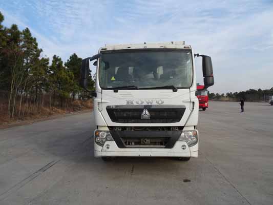 ZZ3317N256GD1自卸汽车燃油公告图片1