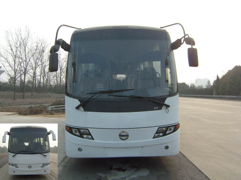 XW6123CE客车燃油公告图片1