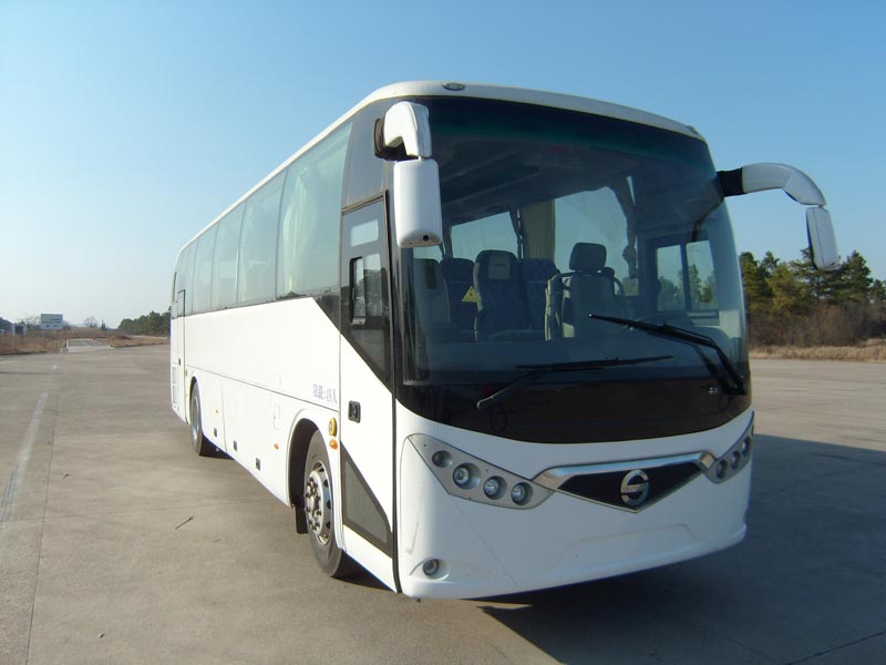 XW6110AA客车燃油公告图片2