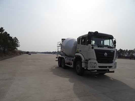 ZZ5255GJBN3243D1混凝土搅拌运输车燃油公告图片2