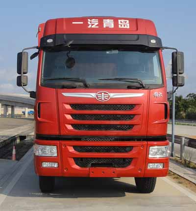 CA5313CCYP2K2L7T4E4A80-1仓栅式运输车燃油公告图片1