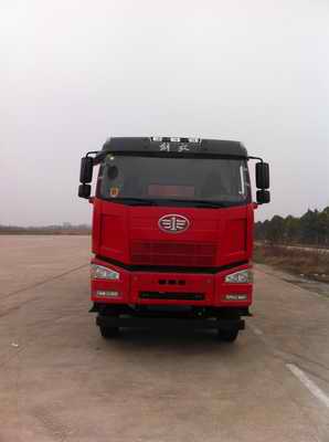 CA3310P66K2L6T4E4平头柴油自卸汽车燃油公告图片1