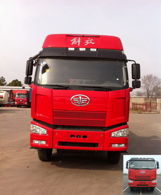 CA3310P63K2L1T4E4平头柴油自卸汽车燃油公告图片1