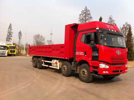 CA3310P63K2L1T4E4平头柴油自卸汽车燃油公告图片2