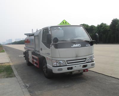 CLW5060GJYJ4加油车燃油公告图片2