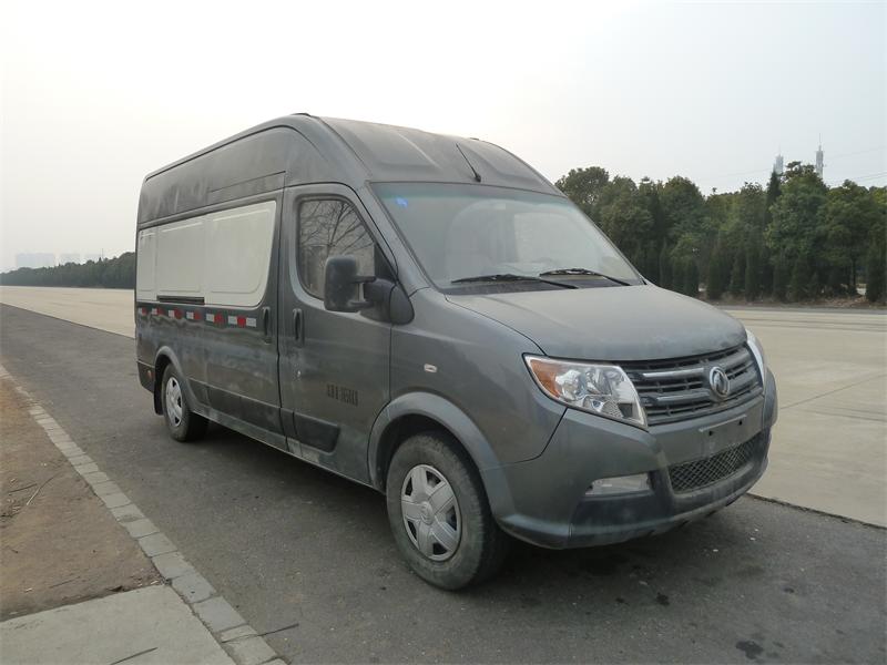 DFA5040XXY4A1厢式运输车燃油公告图片2