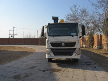 SMJ5250JSQZC4随车起重运输车燃油公告图片1