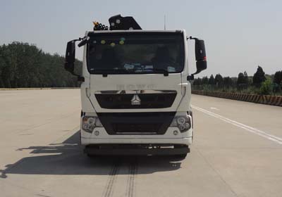 ZZ5257JSQM56CGE1随车起重运输车燃油公告图片1