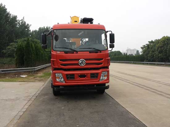 EQ5258JSQF2随车起重运输车燃油公告图片1