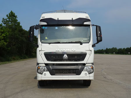 ZZ5257CCYN56CGD1仓栅式运输车燃油公告图片1