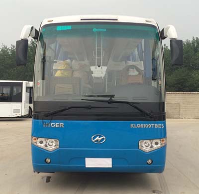 KLQ6109TBE5客车燃油公告图片1