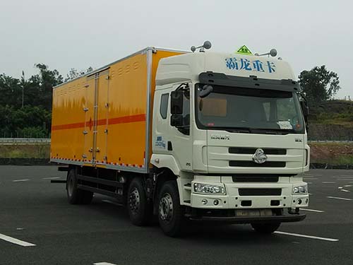 SQH5220XQY爆破器材运输车燃油公告图片2