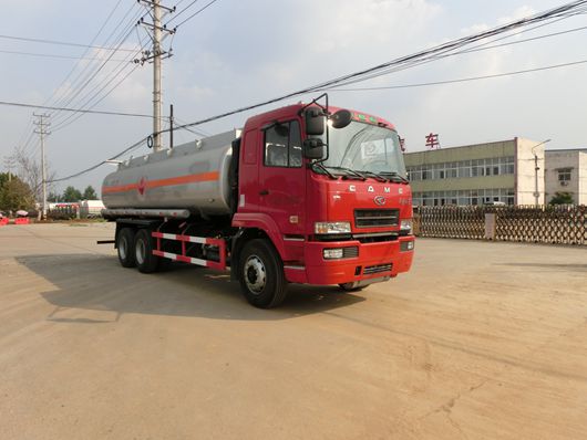 SLS5250GRYHN4易燃液体罐式运输车燃油公告图片2
